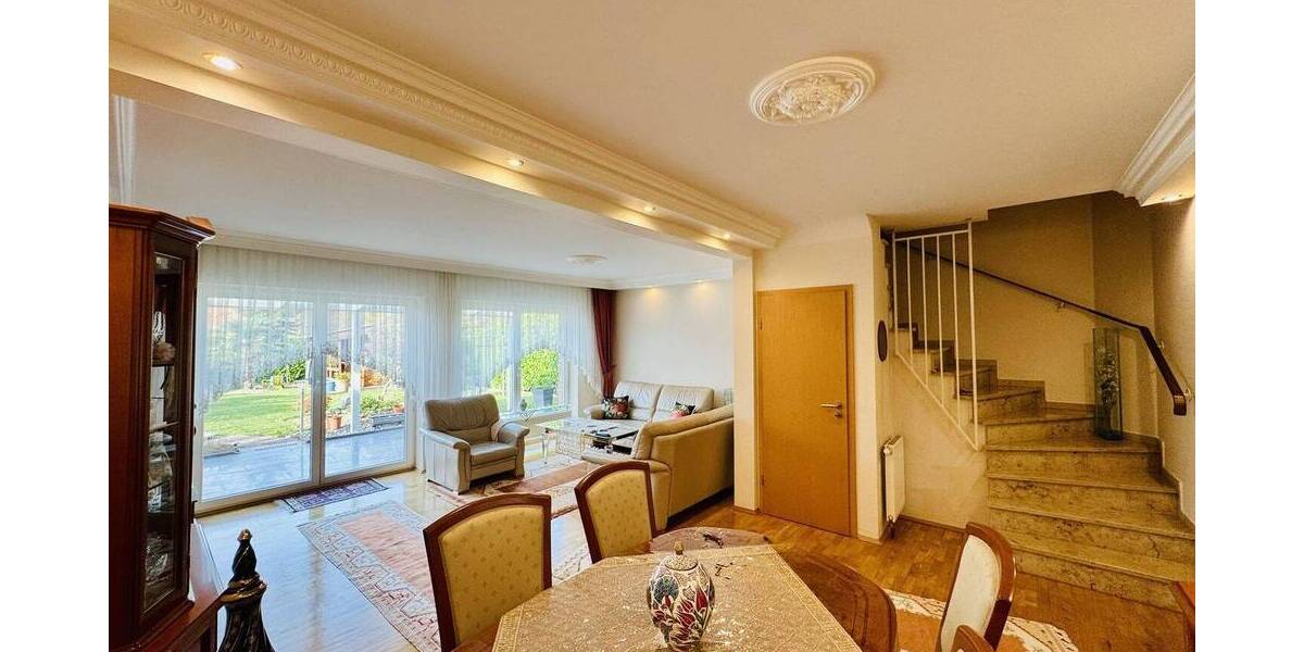 Reihenendhaus Krefeld Fischeln - 5 Zimmer, 121 m&sup2;, 510.000&euro; | Angebot:25743747