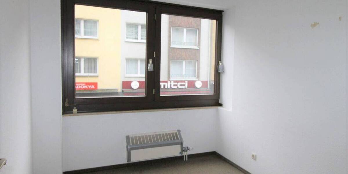 Gewerbeobjekt Krefeld Stadtmitte - 9 Zimmer, 214 m&sup2;, 1.200&euro; | Angebot:25684498