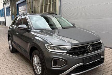 VW T-Roc 45.552 km 16.490 &euro; Düsseldorf 40231
