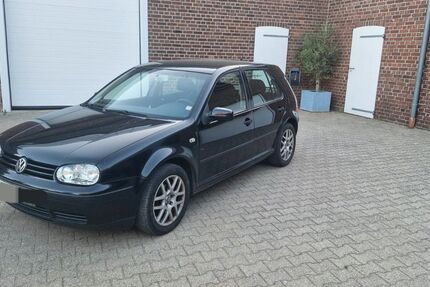 VW Golf 251.900 km 1.850 &euro; Straelen 47638