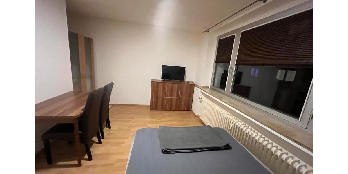 Etagenwohnung Meerbusch Necklenbroich - 1 Zimmer, 25 m&sup2;, 665&euro; | Angebot:26551153