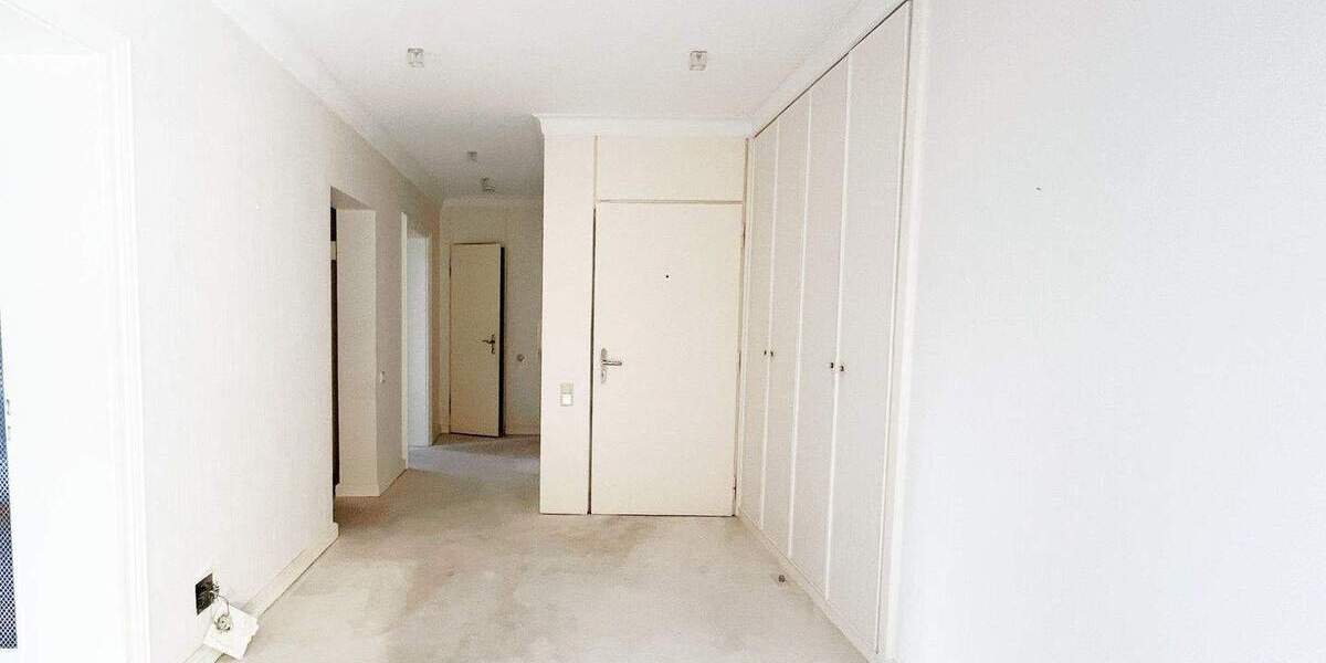 Etagenwohnung Düsseldorf Golzheim - 5 Zimmer, 174 m&sup2;, 720.000&euro; | Angebot:25744032