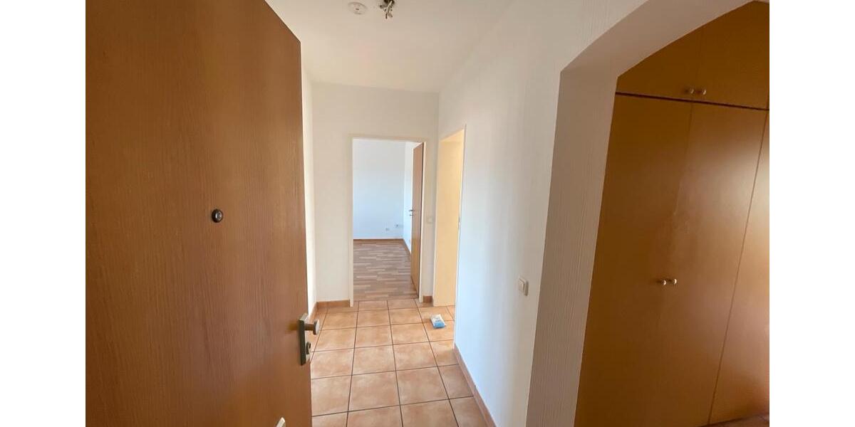 Etagenwohnung Moers - 3 Zimmer, 82 m&sup2;, 820&euro; | Angebot:25408473
