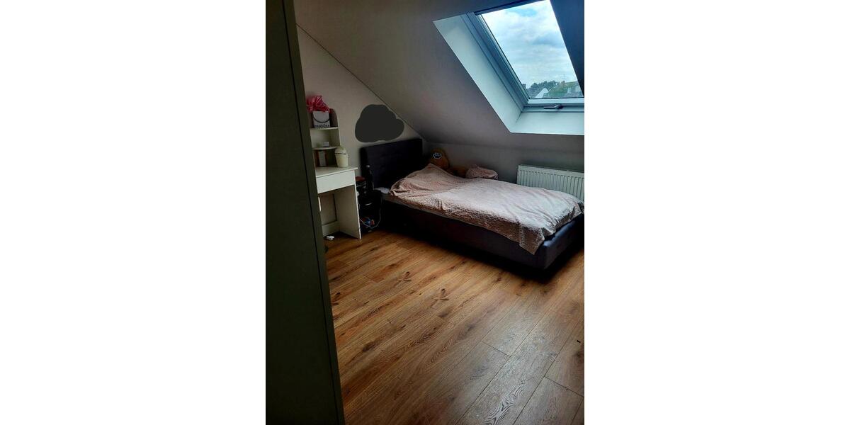 Doppelhaushälfte Mönchengladbach Süd - 6 Zimmer, 170 m&sup2;, 330.000&euro; | Angebot:27096809