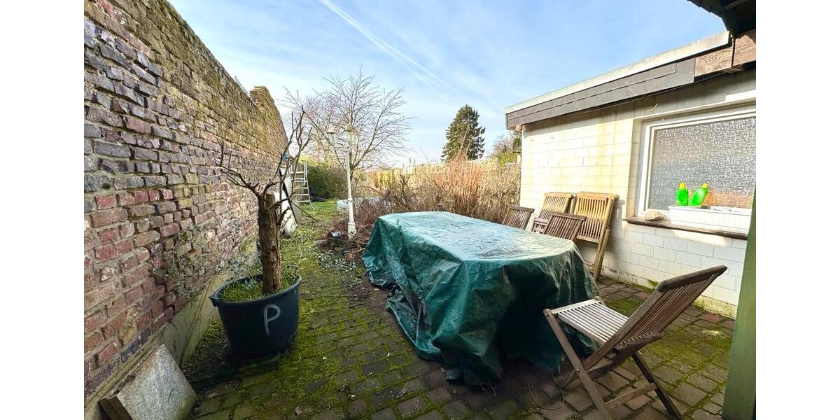 Reihenhaus Jüchen - 6 Zimmer, 130 m&sup2;, 295.000&euro; | Angebot:24855508