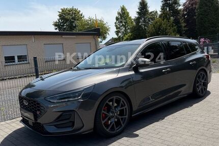 Ford Focus 23.973 km 33.890 &euro; Wegberg 41844