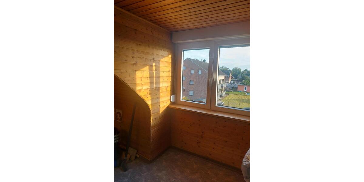 Reihenhaus Wegberg - 4 Zimmer, 120 m&sup2;, 300.000&euro; | Angebot:25632987