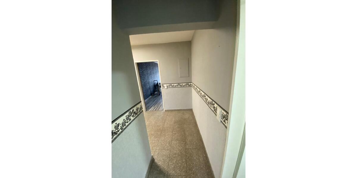 Etagenwohnung Krefeld - 3 Zimmer, 93 m&sup2;, 730&euro; | Angebot:25545658