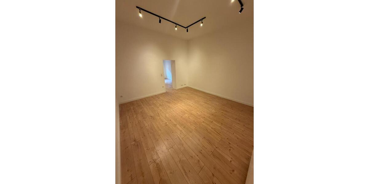 Erdgeschoßwohnung Mönchengladbach - 2.5 Zimmer, 73 m&sup2;, 890&euro; | Angebot:25852220