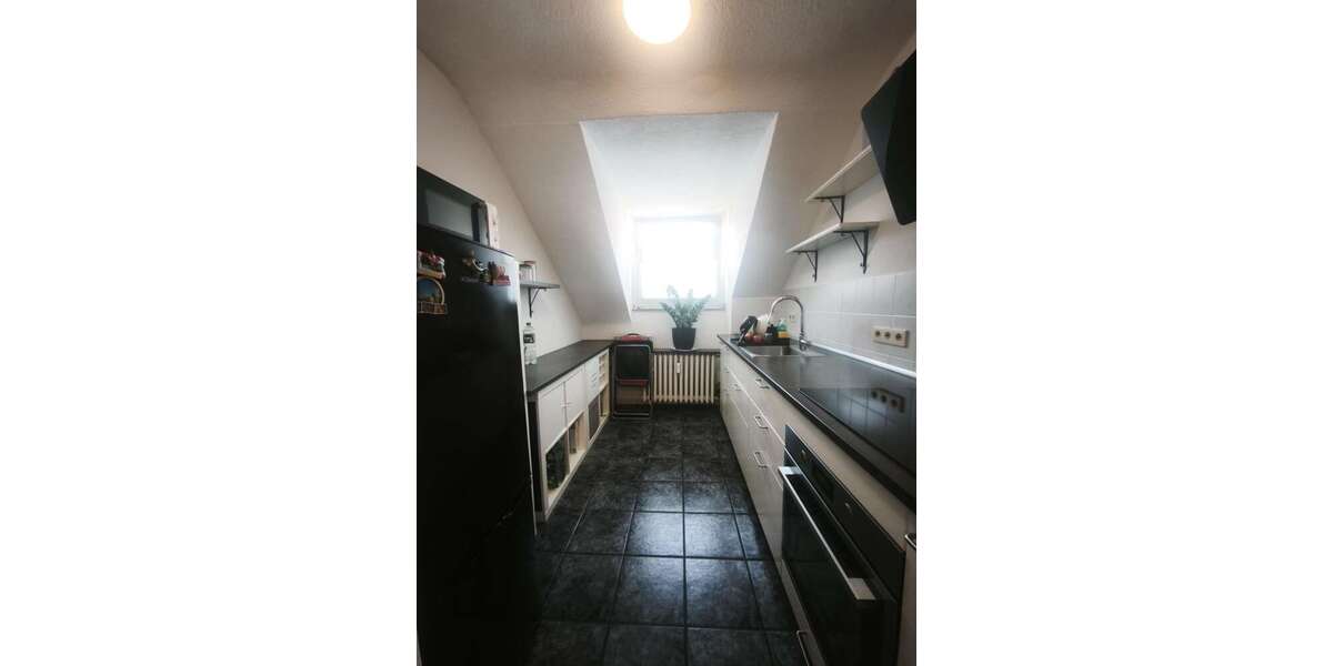 Etagenwohnung Düsseldorf Bilk - 3 Zimmer, 74 m&sup2;, 1.300&euro; | Angebot:26947343