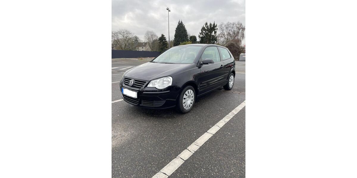 VW Polo 98.700 km 4.950 &euro; Mönchengladbach 41063