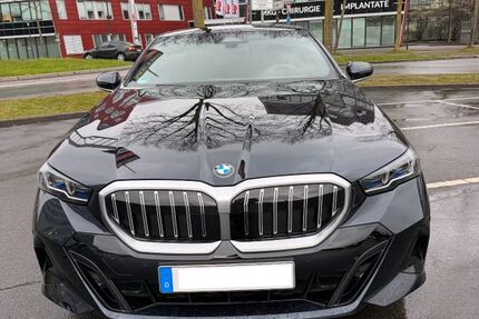BMW 520 25.000 km 50.900 &euro; Düsseldorf 40235