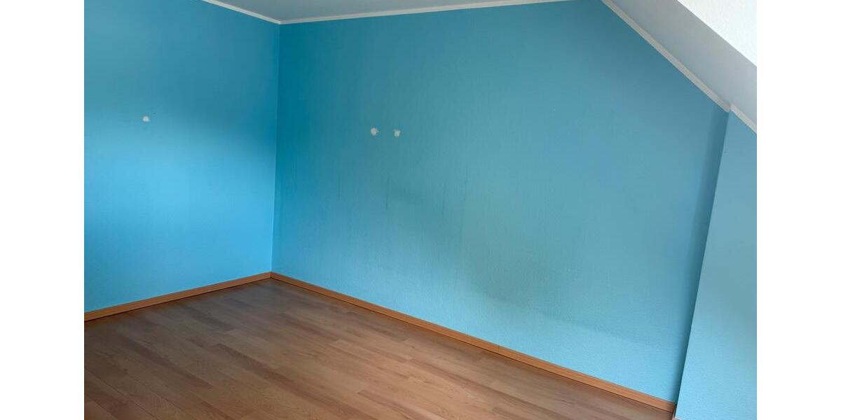 Etagenwohnung Schwalmtal - 3 Zimmer, 100 m&sup2;, 1.200&euro; | Angebot:26635286