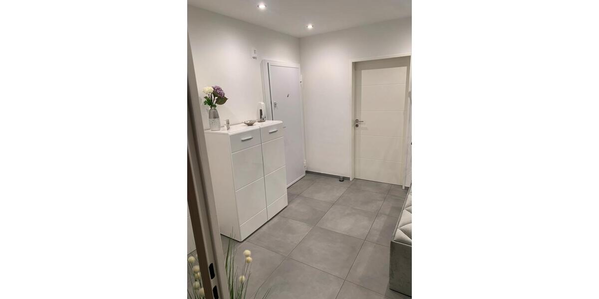 Dachgeschoßwohnung Mönchengladbach - 3 Zimmer, 83 m&sup2;, 265.000&euro; | Angebot:26730632