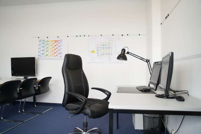 Gewerbeobjekt Düsseldorf Stadtbezirk 6 - 214&euro; | Angebot:26012523