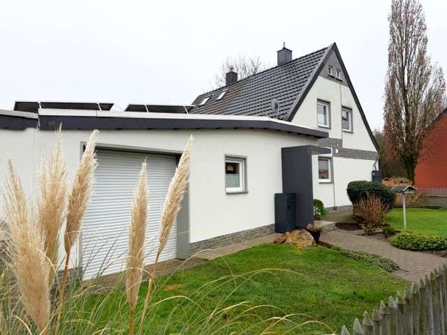 Einfamilienhaus Mönchengladbach West - 4 Zimmer, 97 m&sup2;, 350.000&euro; | Angebot:25339400