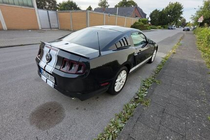 Ford Mustang 104.000 km 16.100 &euro; Kerken 47647