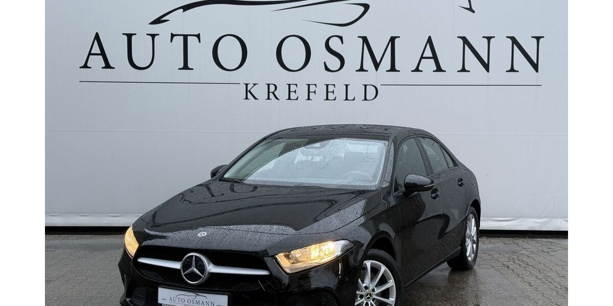 Mercedes-Benz A 250 51.450 km 21.950 &euro; Krefeld 47805