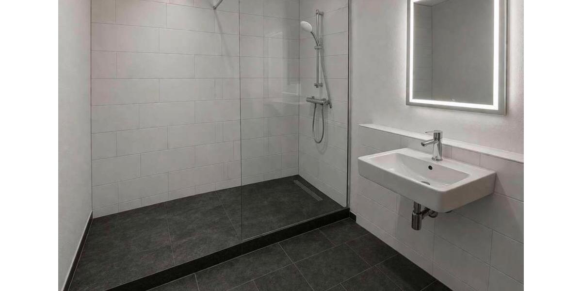 Etagenwohnung Düsseldorf Stadtbezirk 3 - 3 Zimmer, 74 m&sup2;, 1.550&euro; | Angebot:26025023