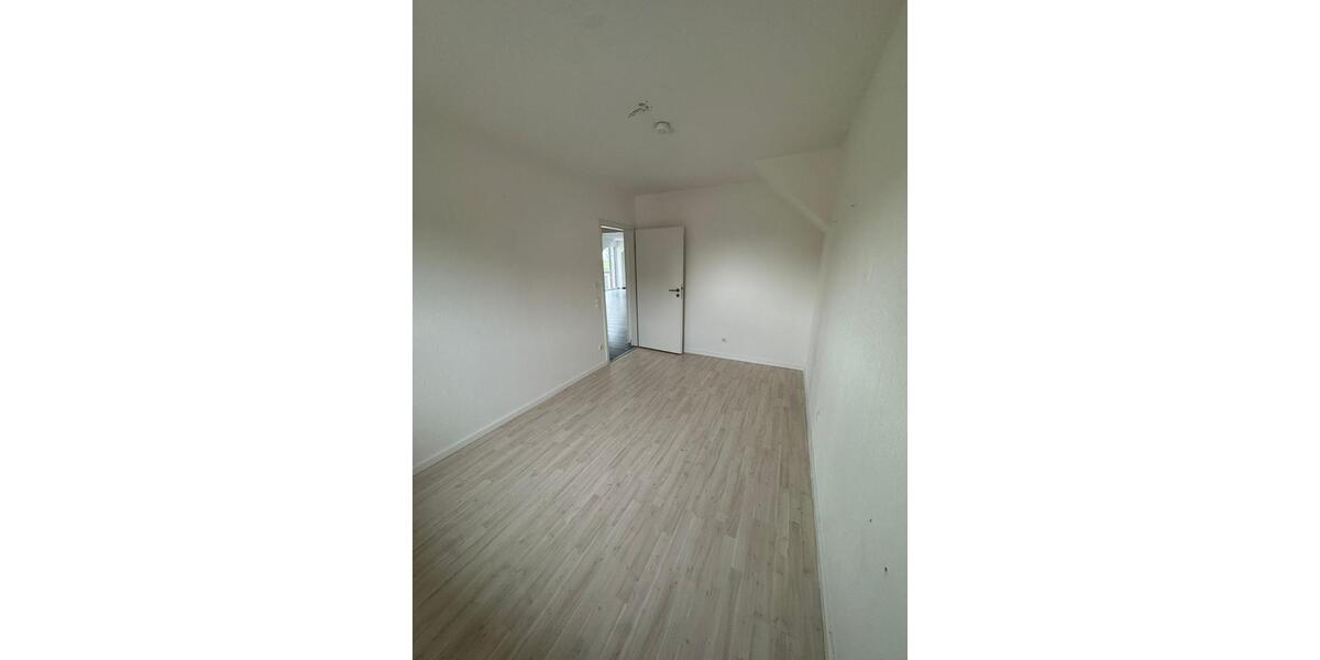 Etagenwohnung Erkelenz - 3 Zimmer, 117 m&sup2;, 1.665&euro; | Angebot:25646304