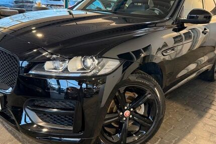 Jaguar F-Pace 25.500 km 26.890 &euro; Wegberg / Rath-Anhoven 41844