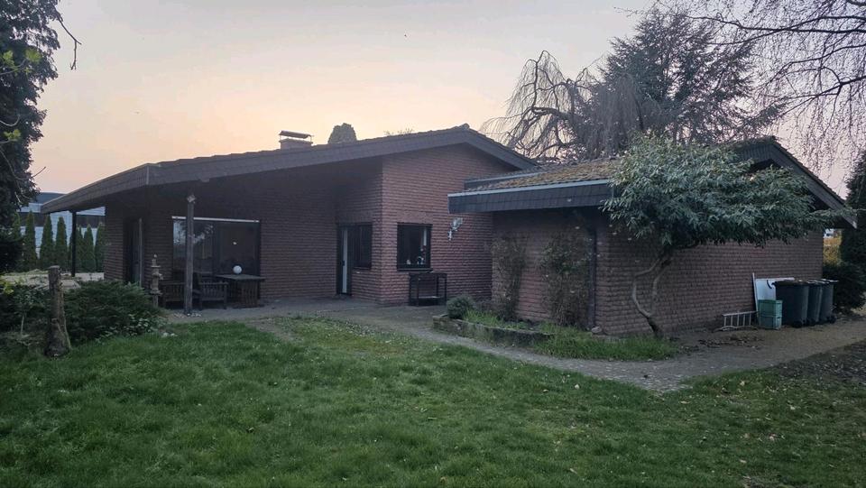 Einfamilienhaus Kerken - 12 Zimmer, 442 m&sup2;, 3.300&euro; | Angebot:25384163