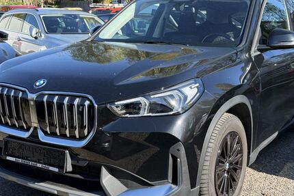 BMW iX1 54.494 km 31.950 &euro; Krefeld 47805