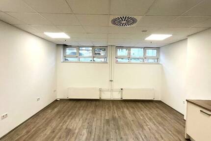 Gewerbeobjekt Düsseldorf Holthausen - 850&euro; | Angebot:25728030