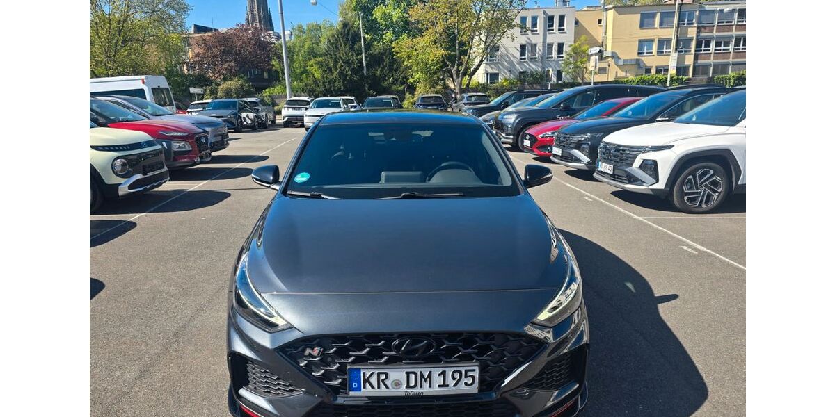 Hyundai i30 51.000 km 27.500 &euro; Krefeld 47829