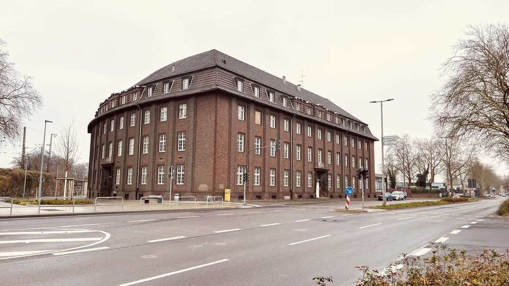 Gewerbeobjekt Viersen Rintgen - 2.300&euro; | Angebot:26110893