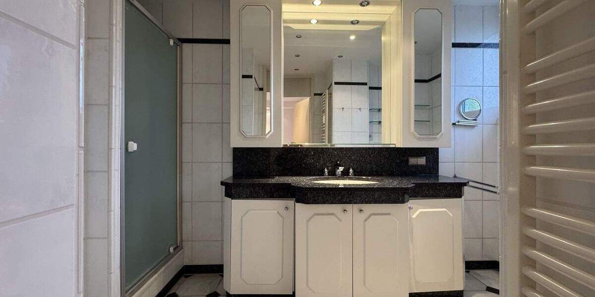 Mehrfamilienhaus, Wohnhaus Düsseldorf Kaiserswerth - 1 Zimmer, 453 m&sup2;, 2.600.000&euro; | Angebot:25779525