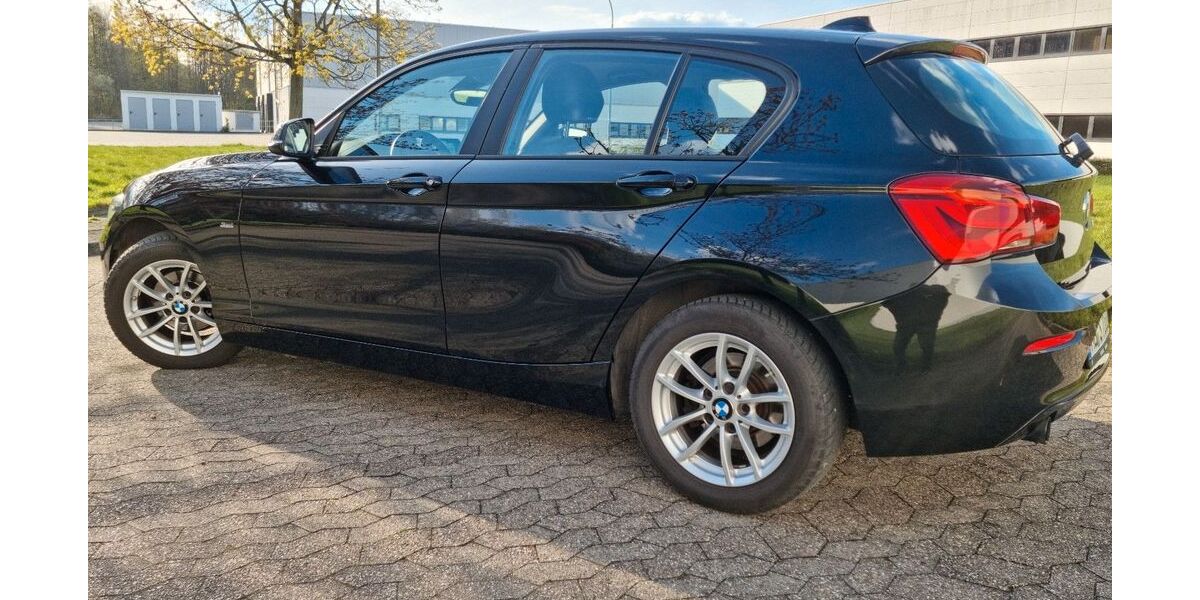 BMW 118 64.500 km 15.990 &euro; Mönchengladbach 41065