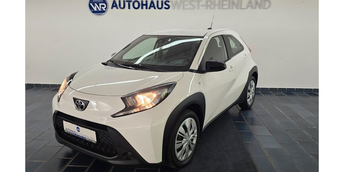 Toyota Aygo (X) 67.966 km 10.490 &euro; Kempen 47906