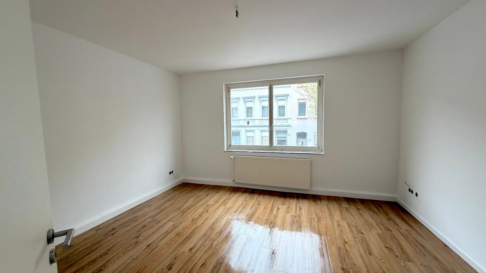 Etagenwohnung Krefeld - 2 Zimmer, 68 m&sup2;, 730&euro; | Angebot:25875949