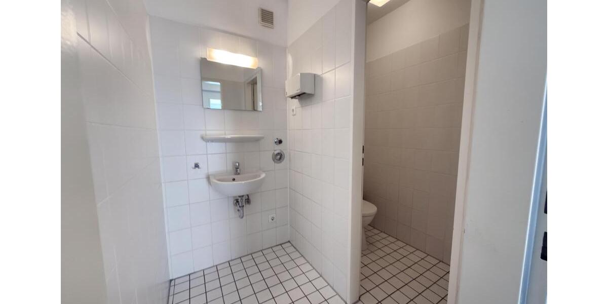 Gewerbeobjekt Düsseldorf - 3.757&euro; | Angebot:25896584