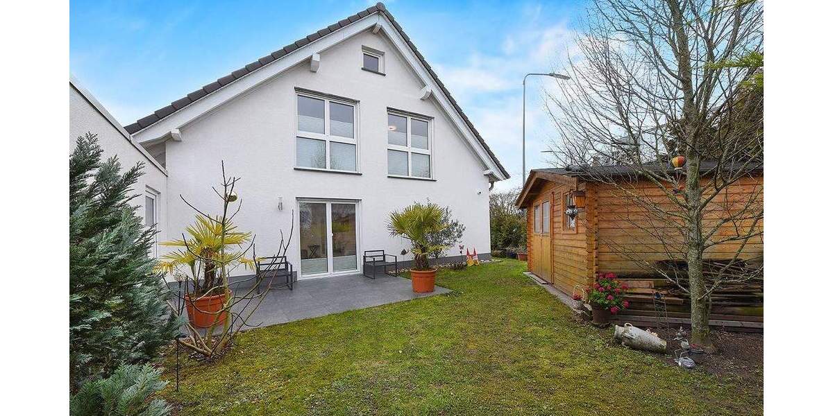 Einfamilienhaus Düsseldorf Unterrath - 5 Zimmer, 143 m&sup2;, 1.298.000&euro; | Angebot:25744337