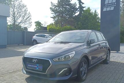 Hyundai i30 52.790 km 13.400 &euro; Geldern 47608