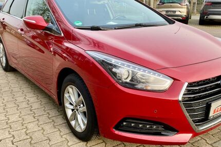 Hyundai i40 145.210 km 9.200 &euro; Moers 47445