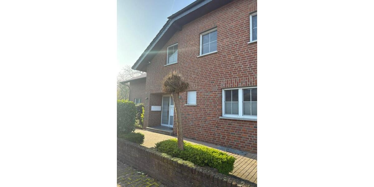 Etagenwohnung Wegberg - 3 Zimmer, 100 m&sup2;, 880&euro; | Angebot:25926359