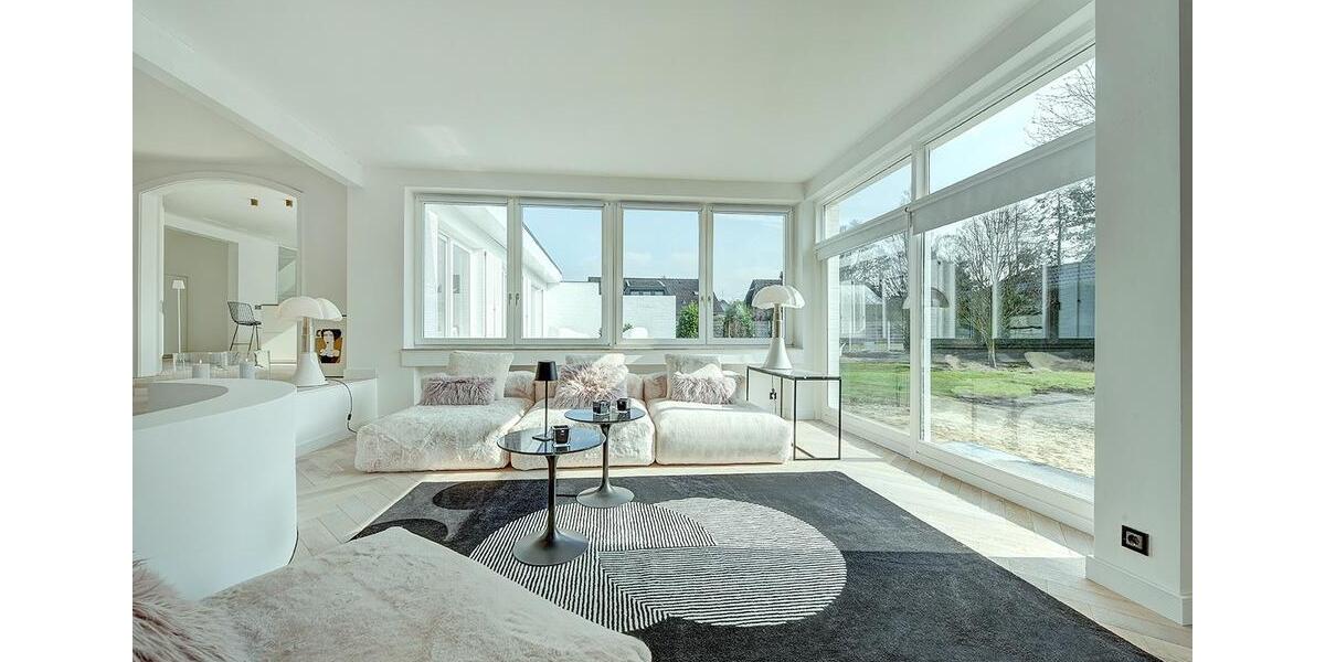 Villa Meerbusch Kierst - 6 Zimmer, 281 m&sup2;, 1.690.000&euro; | Angebot:26658449