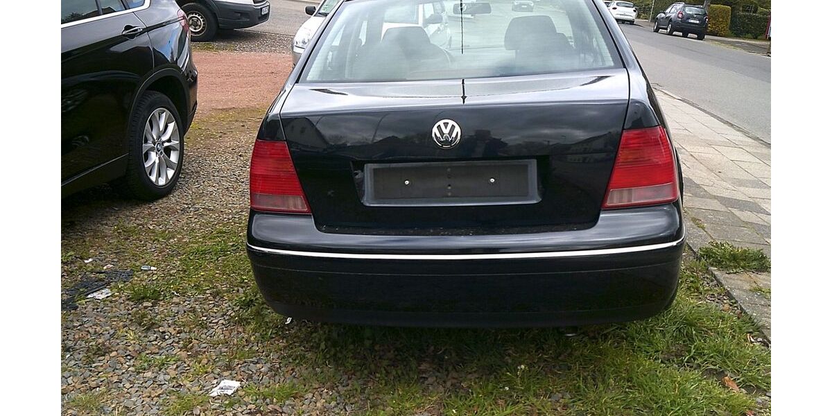 VW Bora 129.800 km 3.900 &euro; Grevenbroich 41516