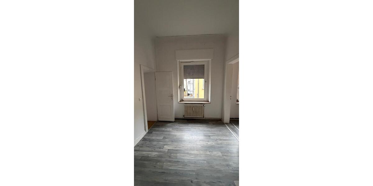 Etagenwohnung Krefeld - 2.5 Zimmer, 64 m&sup2;, 580&euro; | Angebot:24963315