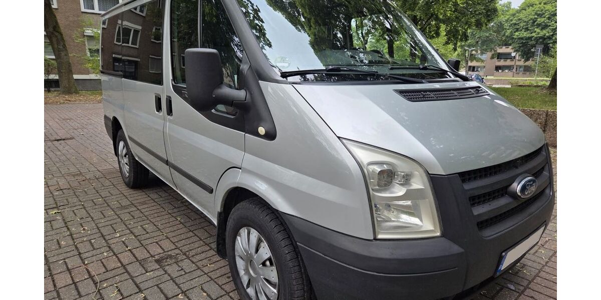 Ford Transit 215.000 km 3.690 &euro; Düsseldorf 40595