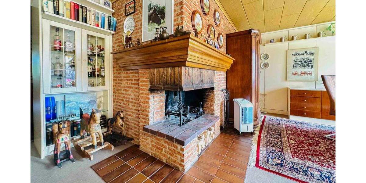 Etagenwohnung Neuss Rosellen - 2 Zimmer, 79 m&sup2;, 240.000&euro; | Angebot:25915364