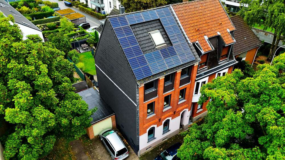 Einfamilienhaus Krefeld Hüls - 6 Zimmer, 190 m&sup2;, 450.000&euro; | Angebot:25345736