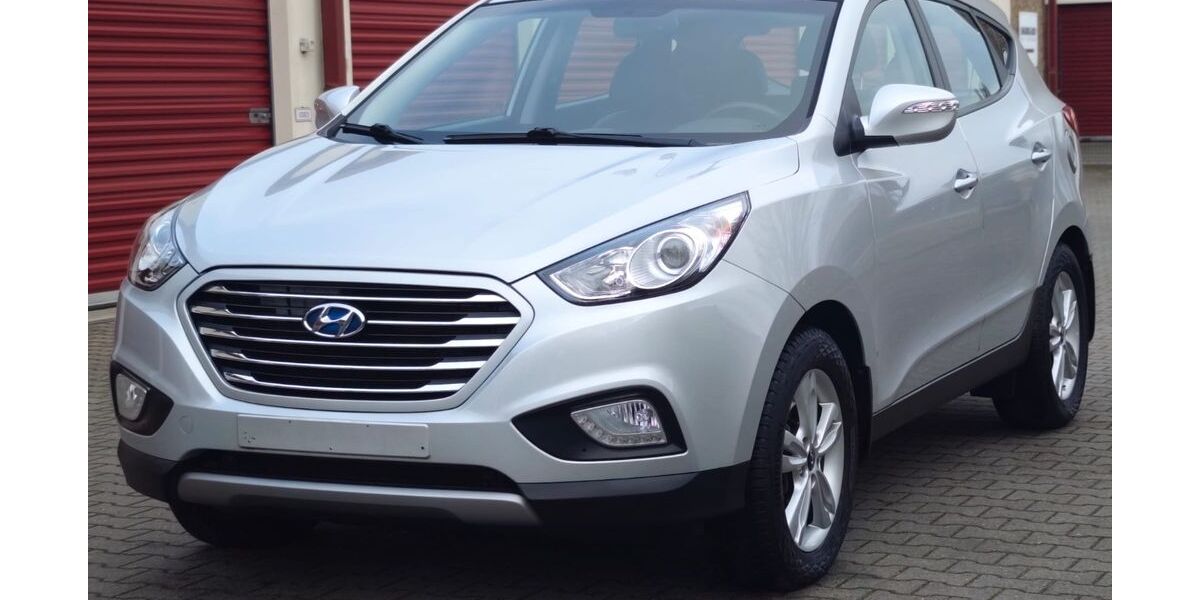 Hyundai ix35 29.740 km 9.850 &euro; Mönchengladbach 41066