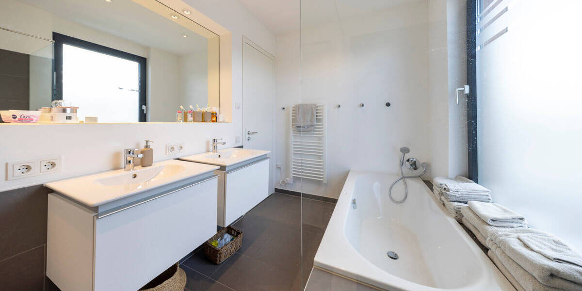 Einfamilienhaus Viersen Süchteln - 8 Zimmer, 271 m&sup2;, 1.090.000&euro; | Angebot:26608030