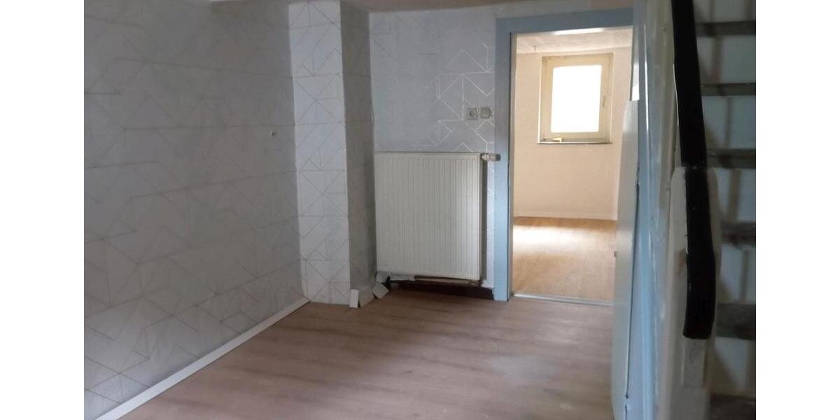 Einfamilienhaus Wegberg - 5 Zimmer, 120 m&sup2;, 140.000&euro; | Angebot:26623427