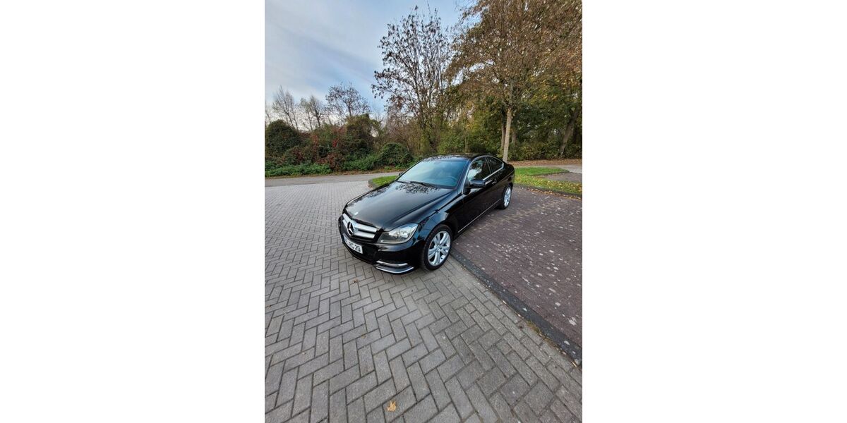 Mercedes-Benz C 220 220.037 km 9.500 &euro; Jüchen 41363