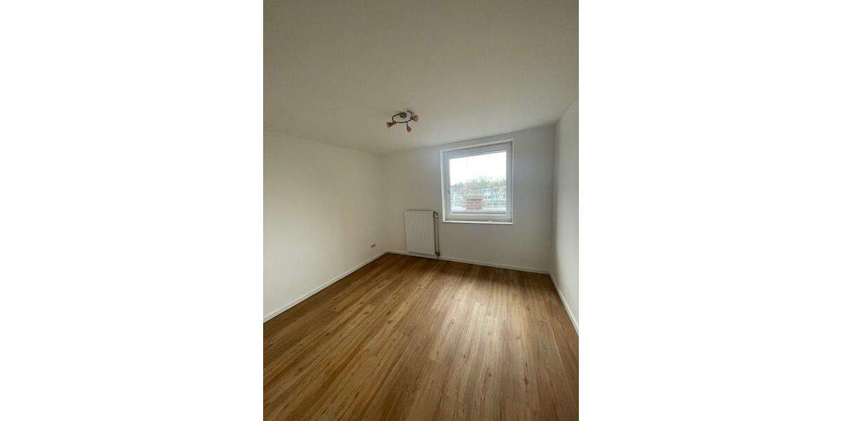 Etagenwohnung Grefrath - 2 Zimmer, 62 m&sup2;, 550&euro; | Angebot:25692299